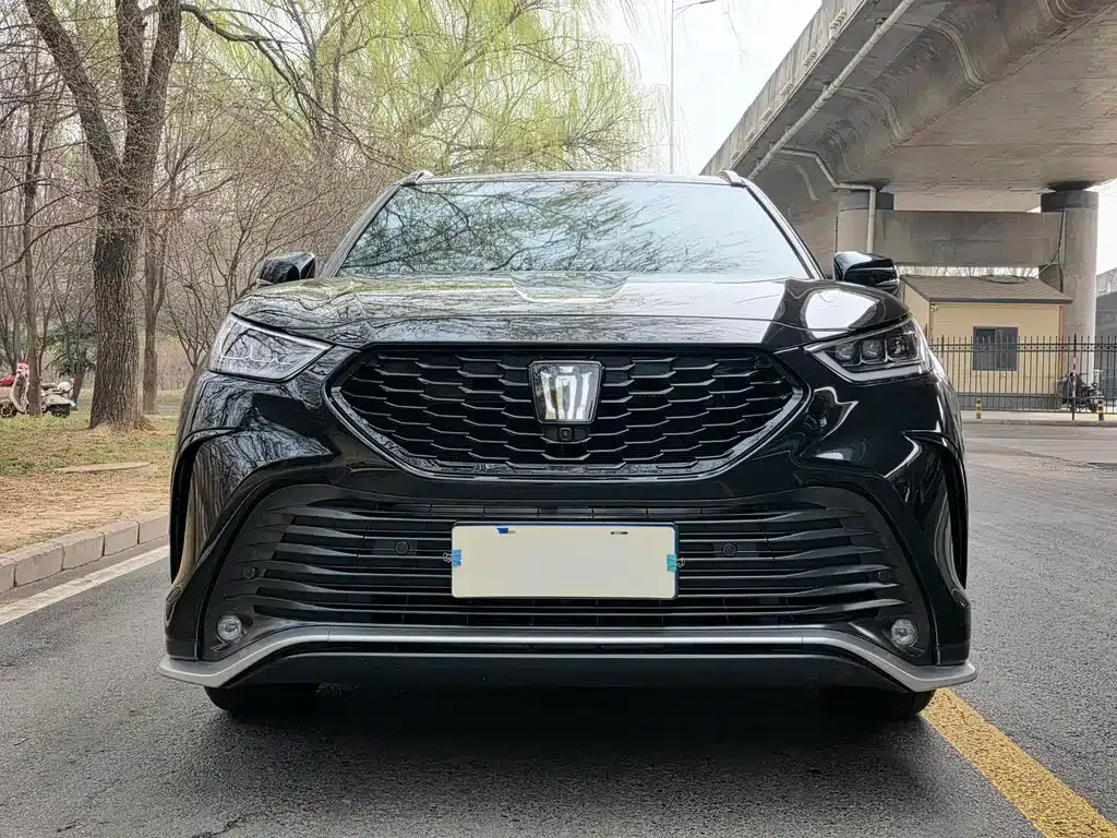 Toyota Crown Kluger 2026 из CN, фото 3