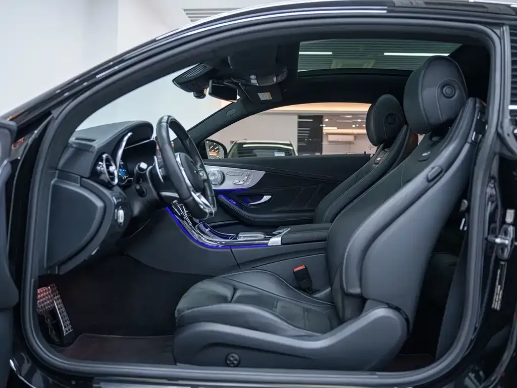 Mercedes-Benz C-Class AMG — фото 9