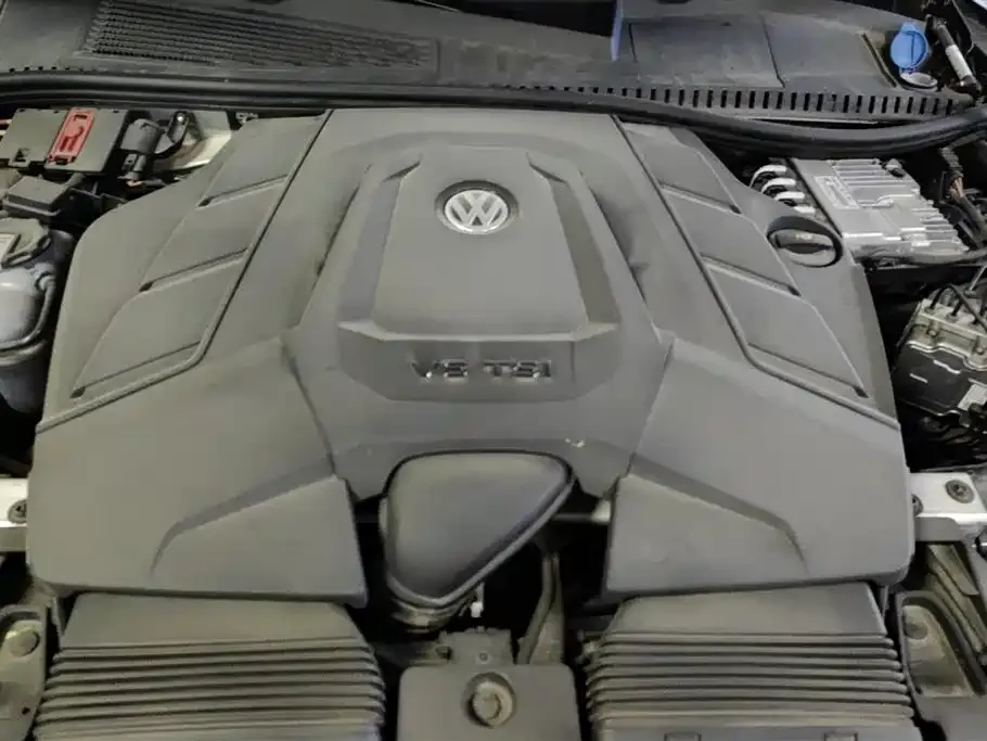 Volkswagen Touareg 2023 из CN, фото 8