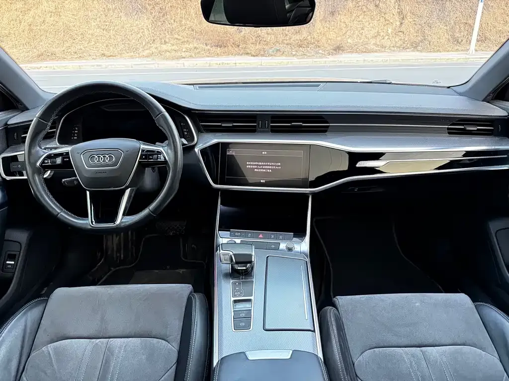 Audi A6L — фото 5