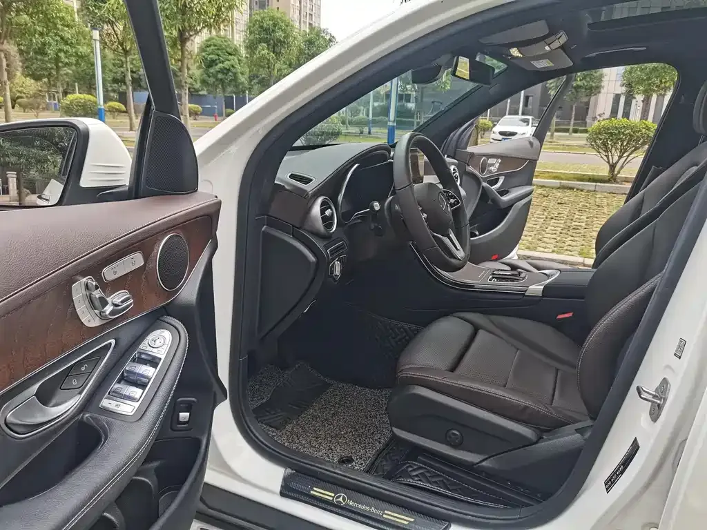 Mercedes-Benz GLC 2022 из CN, фото 7