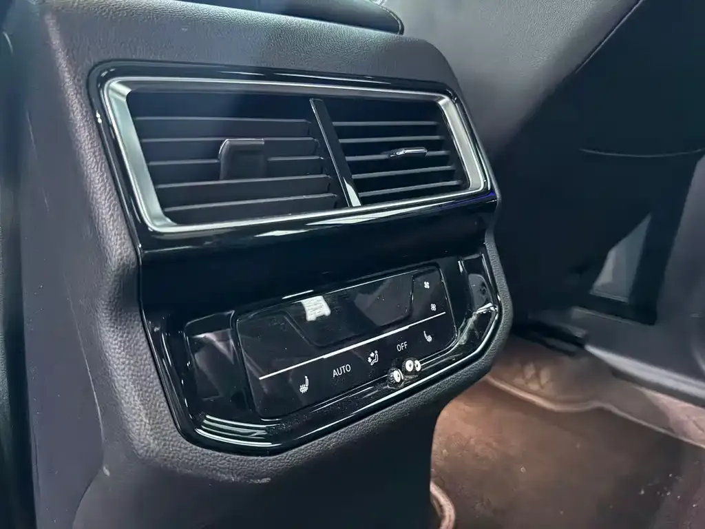 Volkswagen Teramont 2024 из CN, фото 5