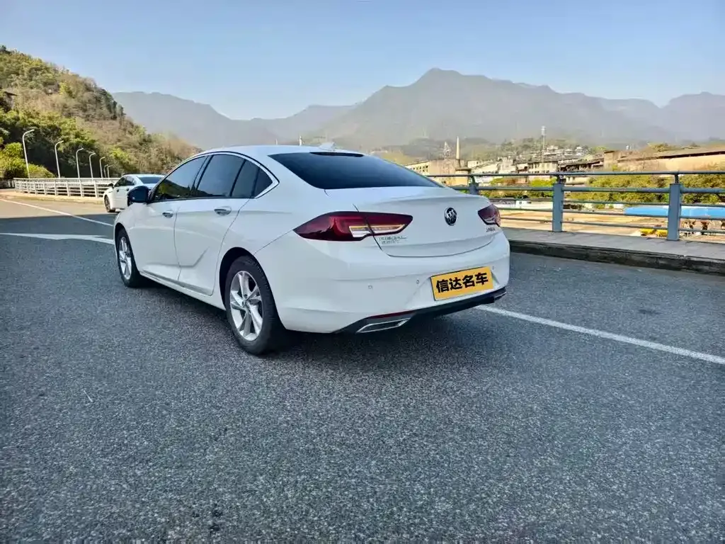 Buick Regal — фото 4