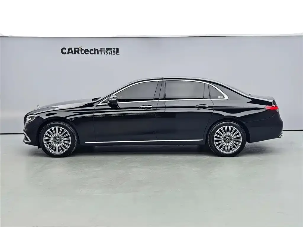 Mercedes-Benz E-Class 2023 из CN, фото 4