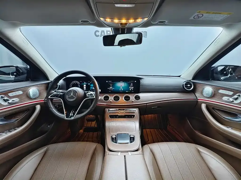 Mercedes-Benz E-Class 2023 из CN, фото 3