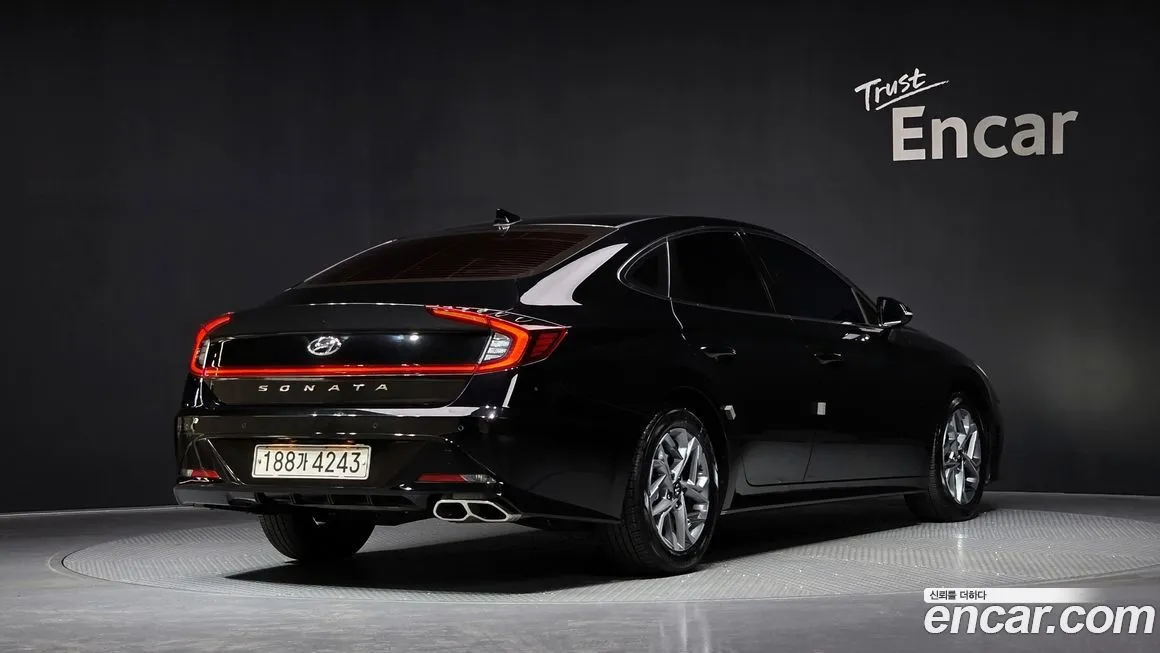Hyundai Sonata 2023 из KR, фото 2