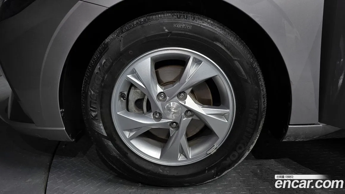 Hyundai AVANTE 2022 из KR, фото 3