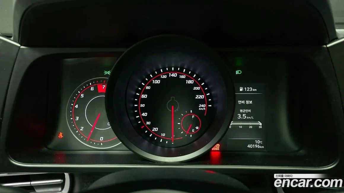 Hyundai AVANTE 2022 из KR, фото 10