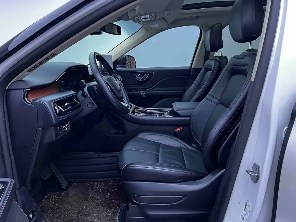 Lincoln Aviator 2021 из CN, фото 7
