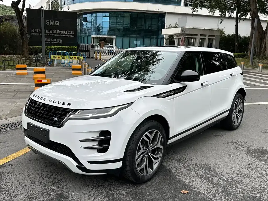 Land Rover Evoque — фото 1