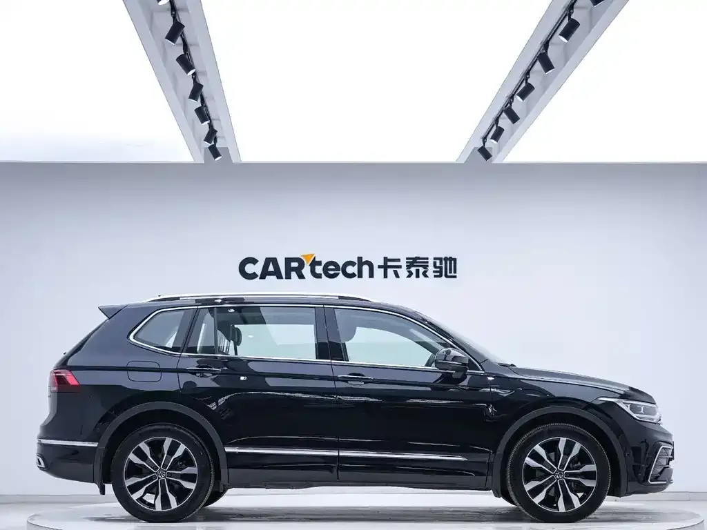 Volkswagen Tiguan L 2022 из CN, фото 4