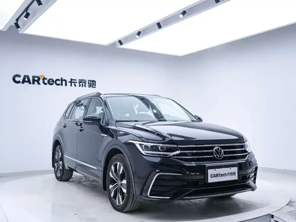 Volkswagen Tiguan L 2022 из CN, фото 6