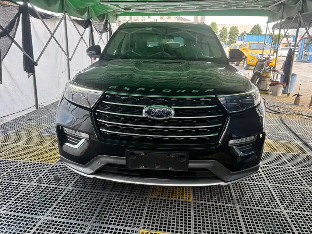 Ford Explorer 2021 из CN, фото 6