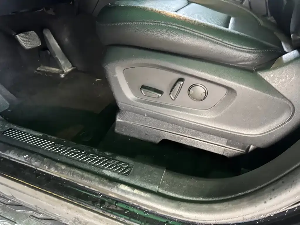 Ford Explorer 2021 из CN, фото 4