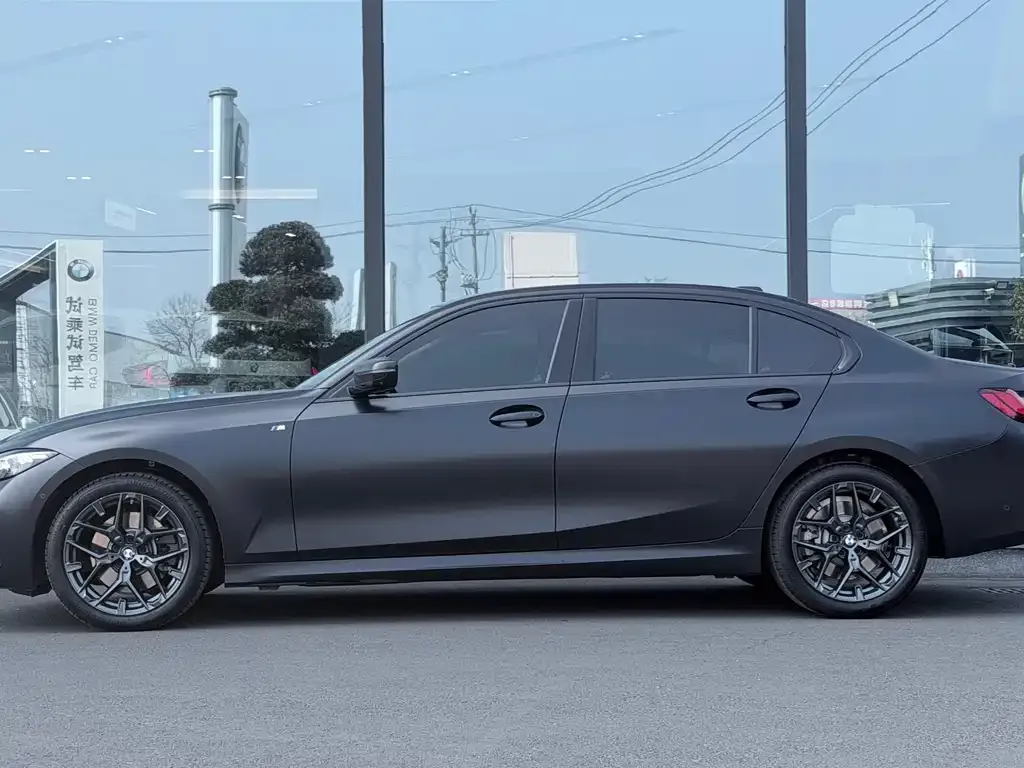 BMW 3 Series 2025 из CN, фото 8
