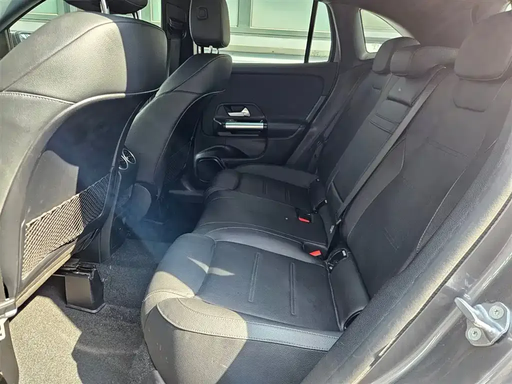 Mercedes-Benz GLA 2022 из CN, фото 3