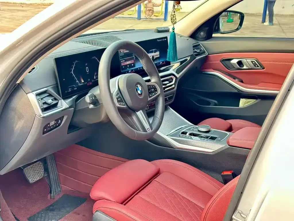 BMW 3 Series 2024 из CN, фото 3