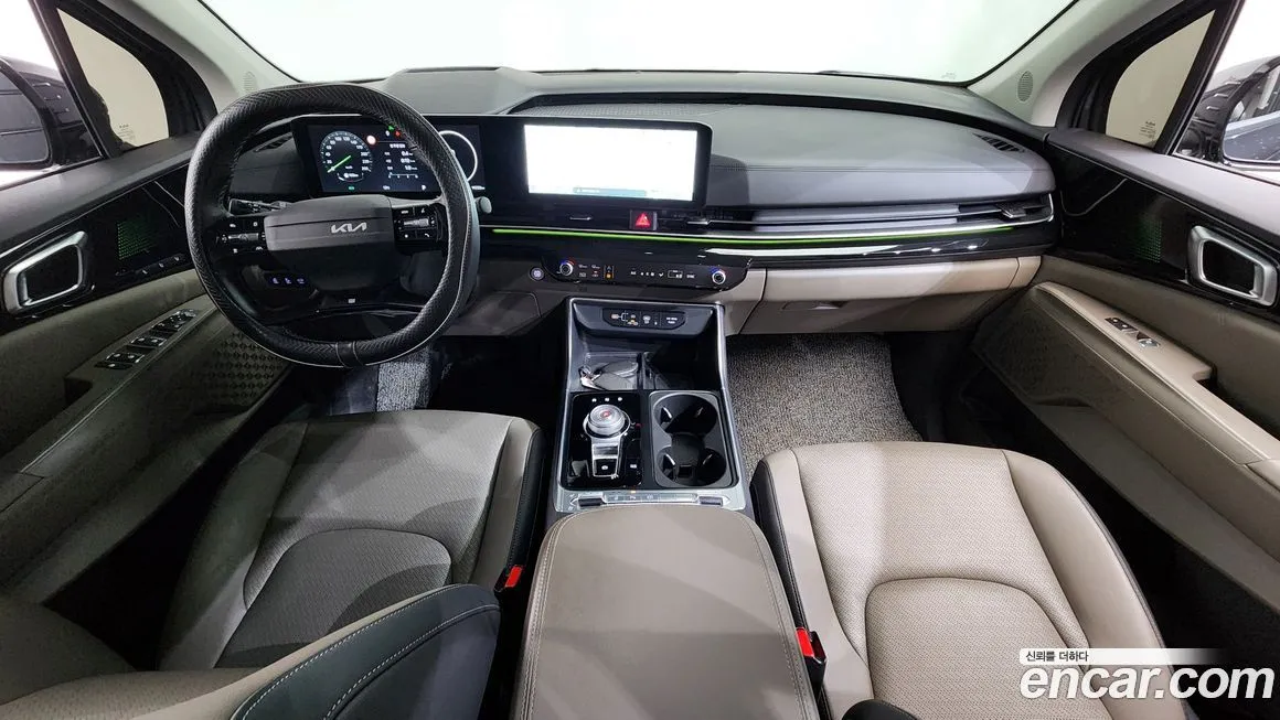 Kia Carnival — фото 8