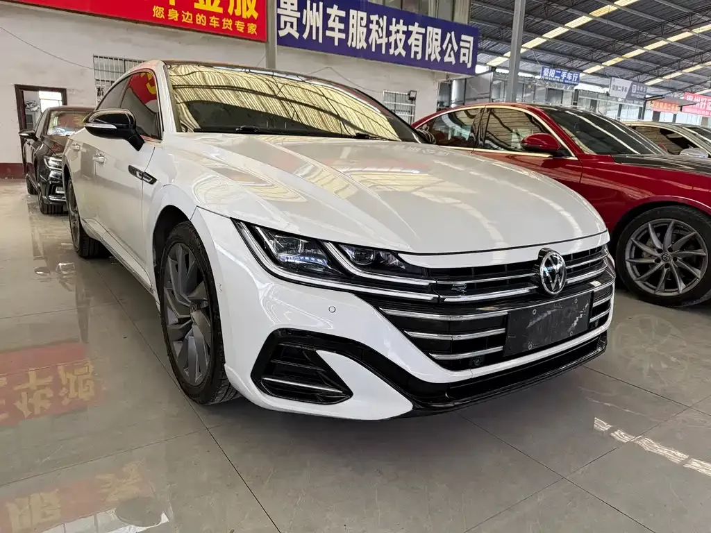 Volkswagen CC 2023 из CN, фото 4