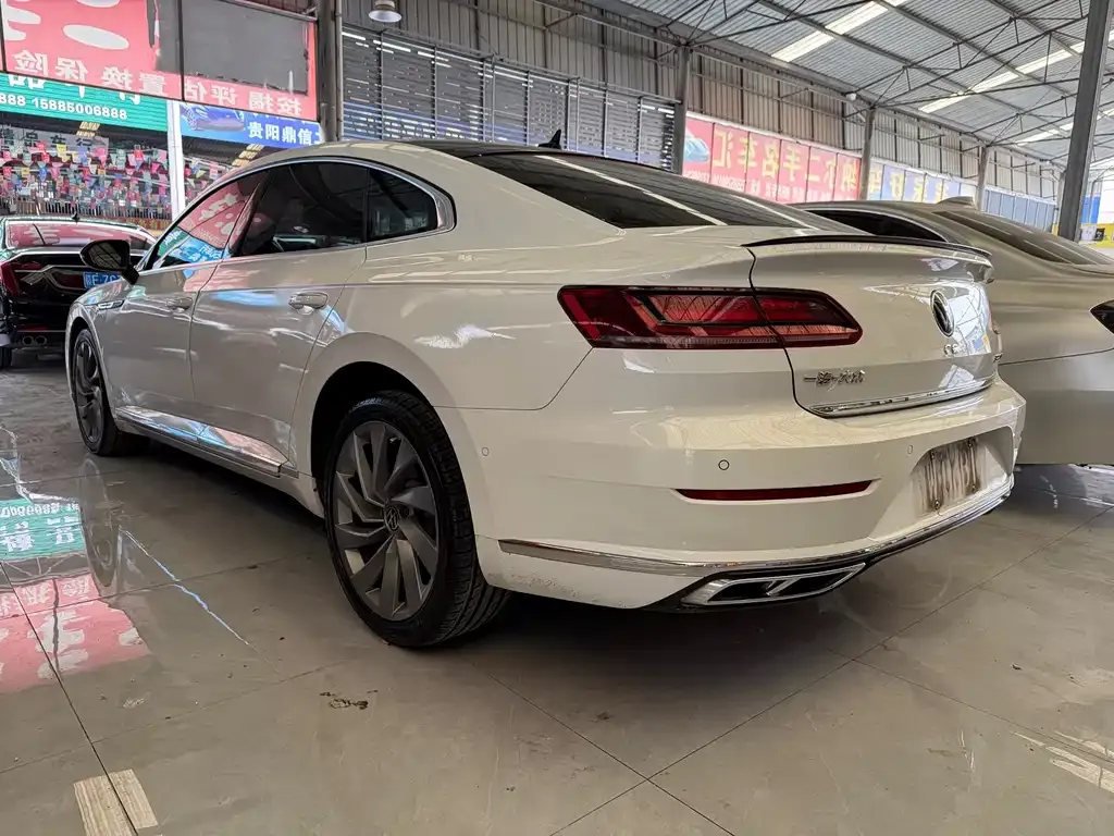 Volkswagen CC 2023 из CN, фото 7