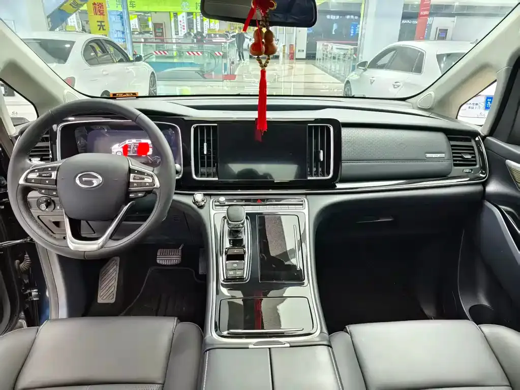 GAC Motor Trumpchi M8 — фото 10