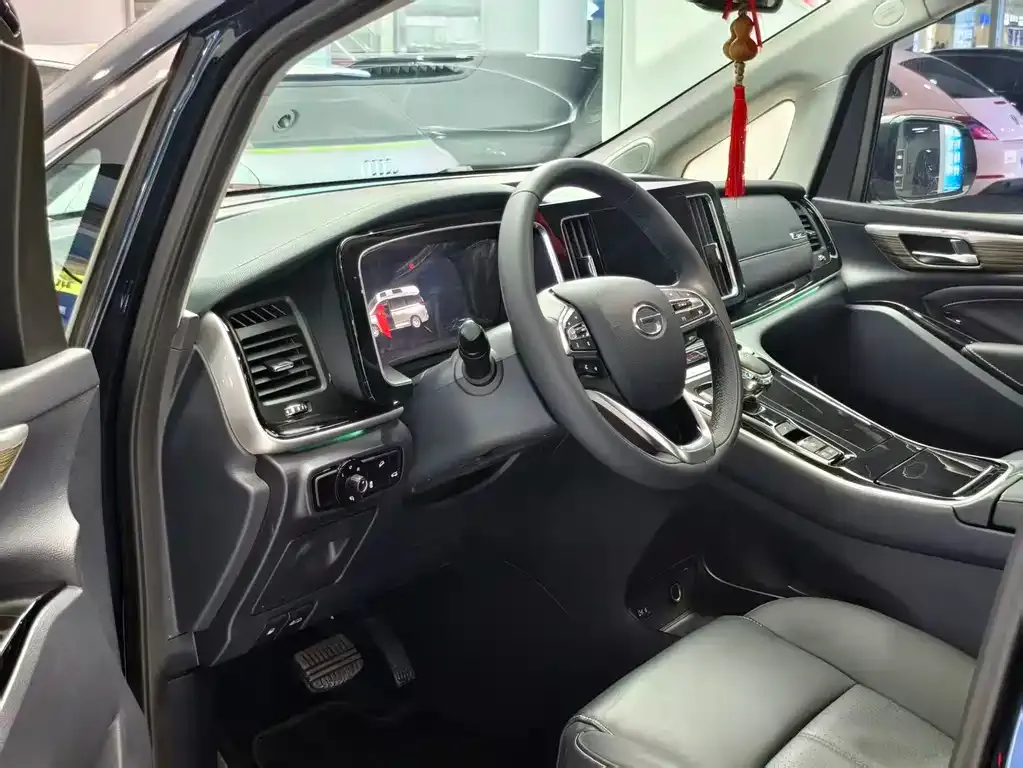 GAC Motor Trumpchi M8 — фото 4