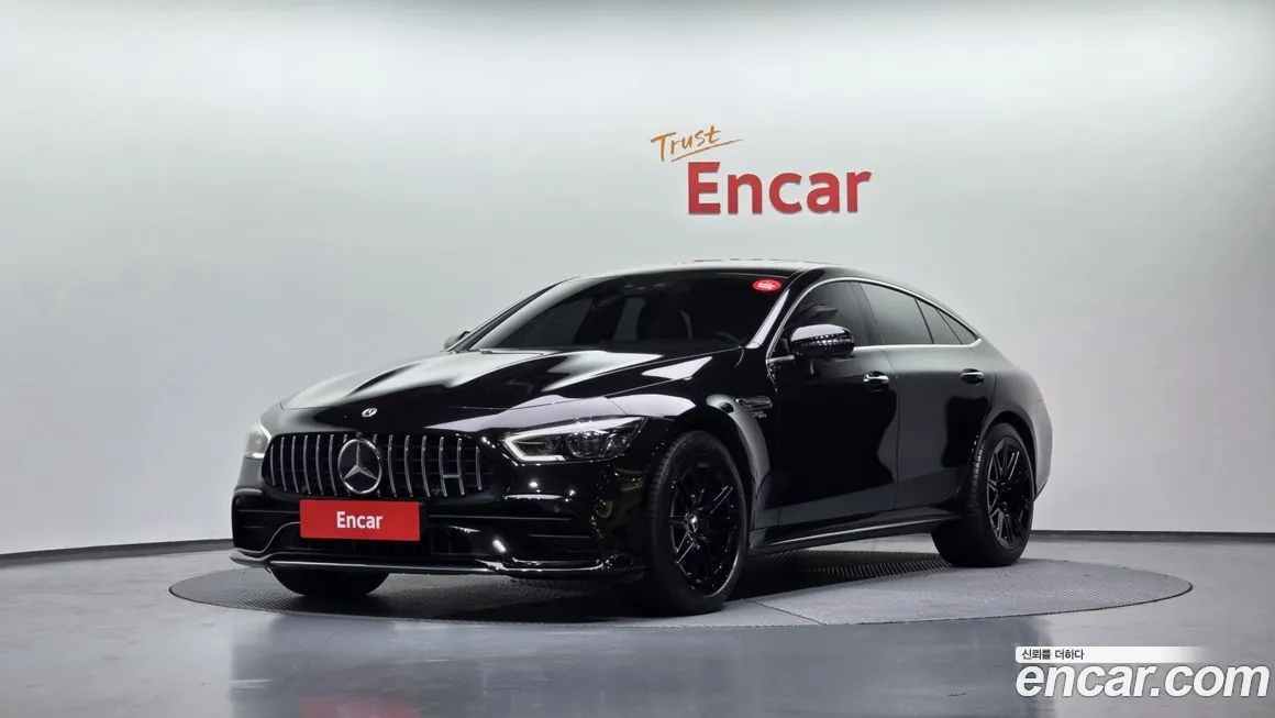 Mercedes-Benz AMG GT — фото 1
