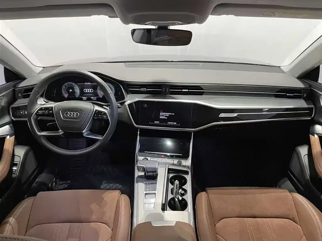 Audi A7L — фото 5