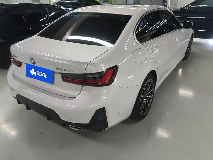 BMW 3 Series 2023 из CN, фото 10