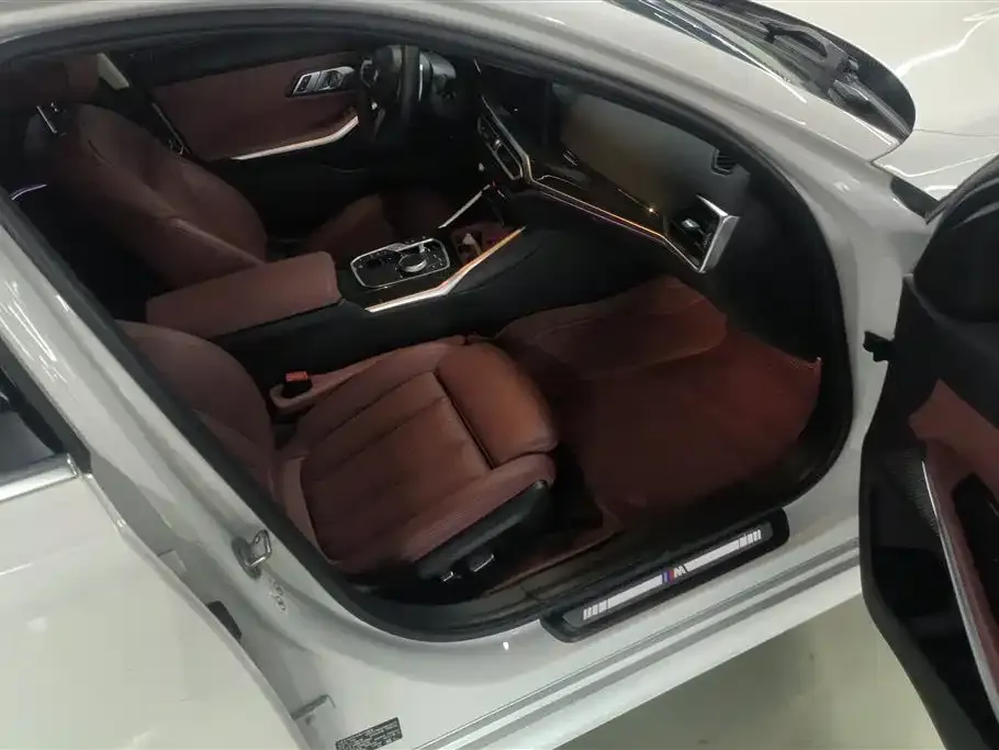 BMW 3 Series 2023 из CN, фото 4