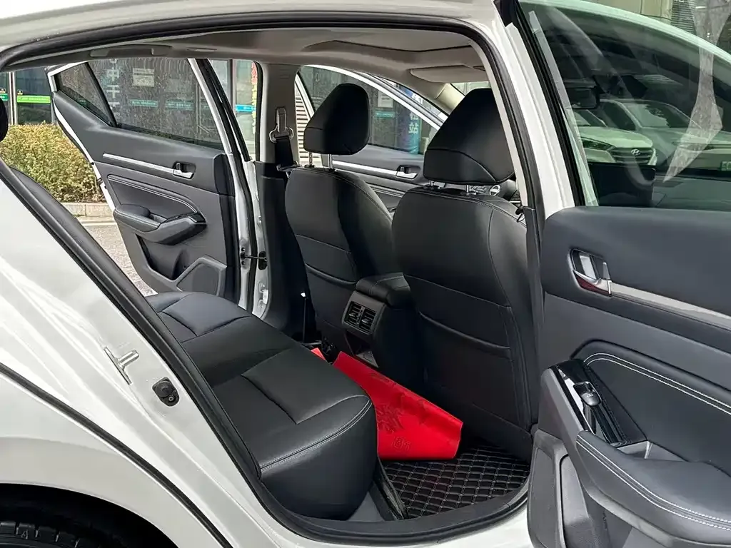 Nissan Teana 2025 из CN, фото 6