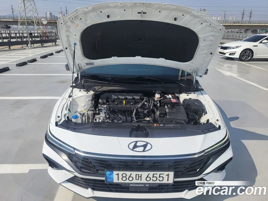 Hyundai AVANTE — фото 5