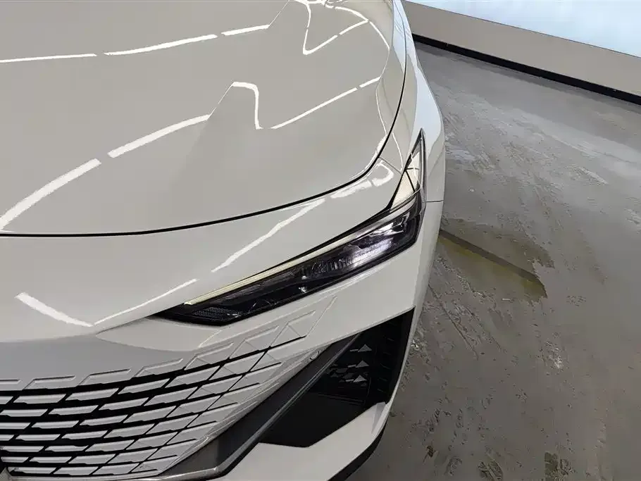 Changan UNI-V 2023 из CN, фото 3