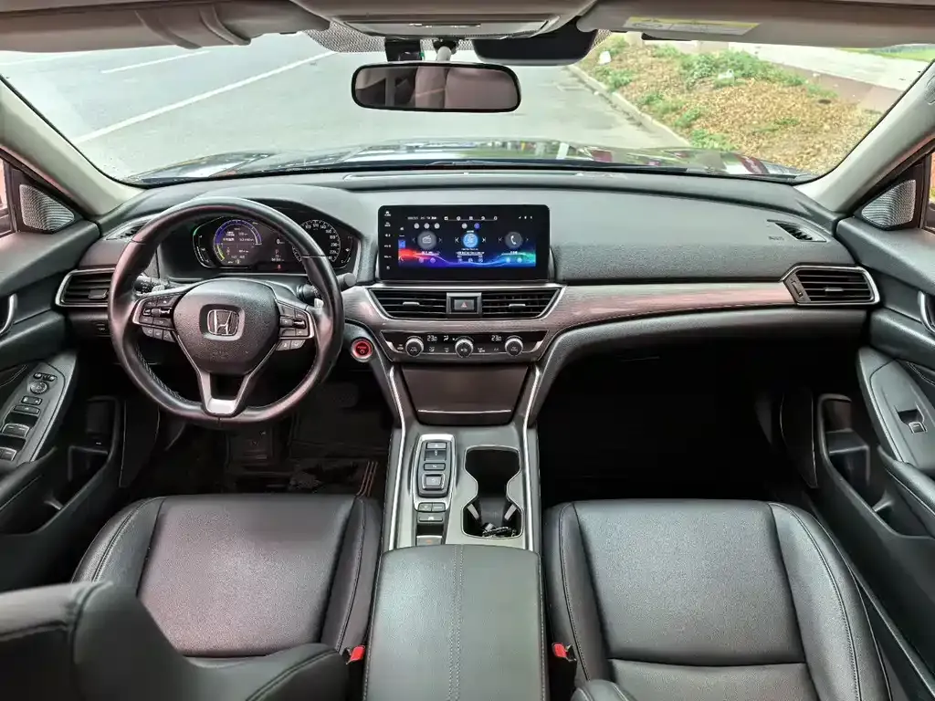 Honda Accord — фото 3