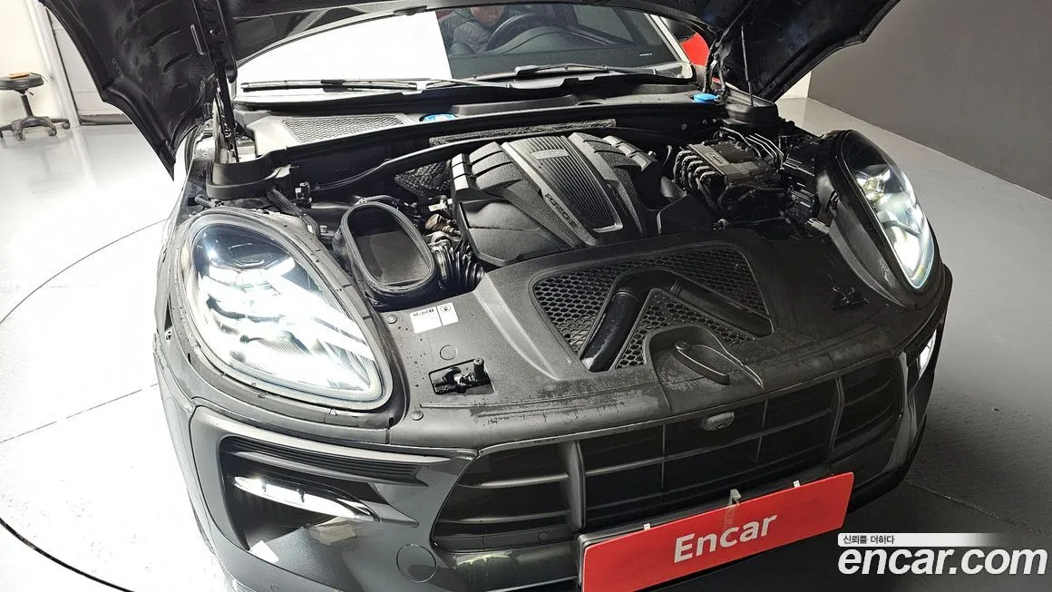 Porsche Macan 2021 из KR, фото 7