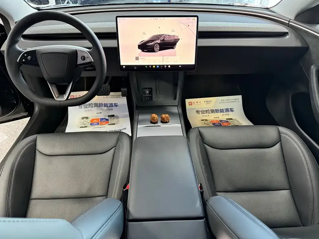 Tesla Model 3 — фото 6