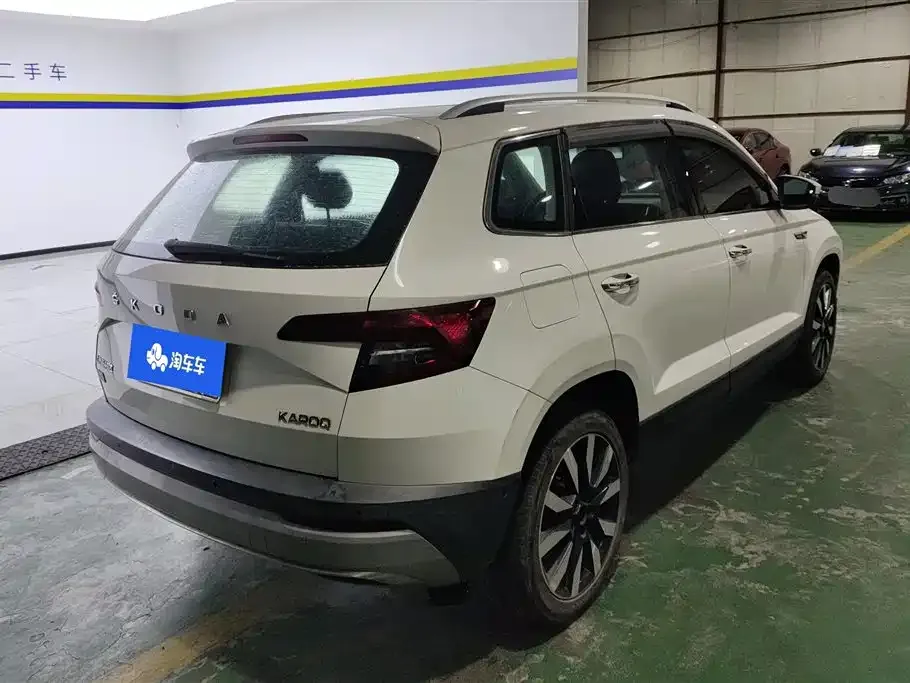Skoda Karoq — фото 9