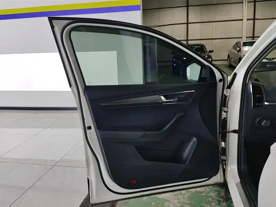 Skoda Karoq — фото 3