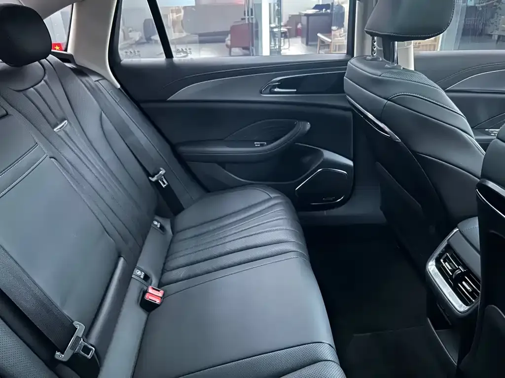 Hongqi H5 2024 из CN, фото 7