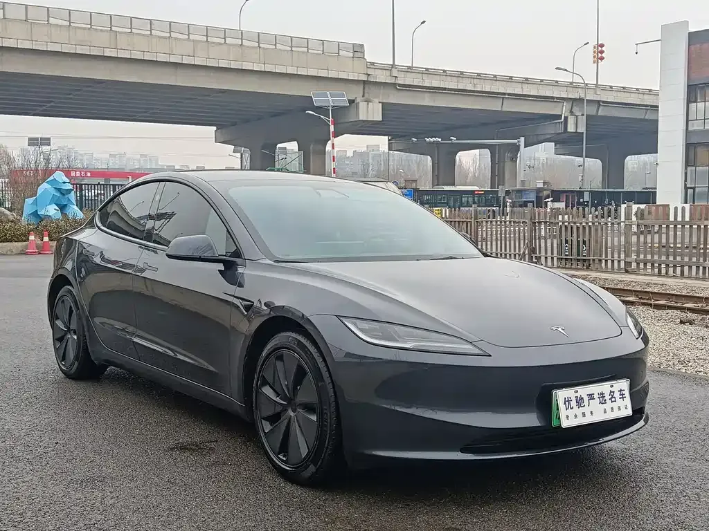 Tesla Model 3 2024 из CN, фото 9