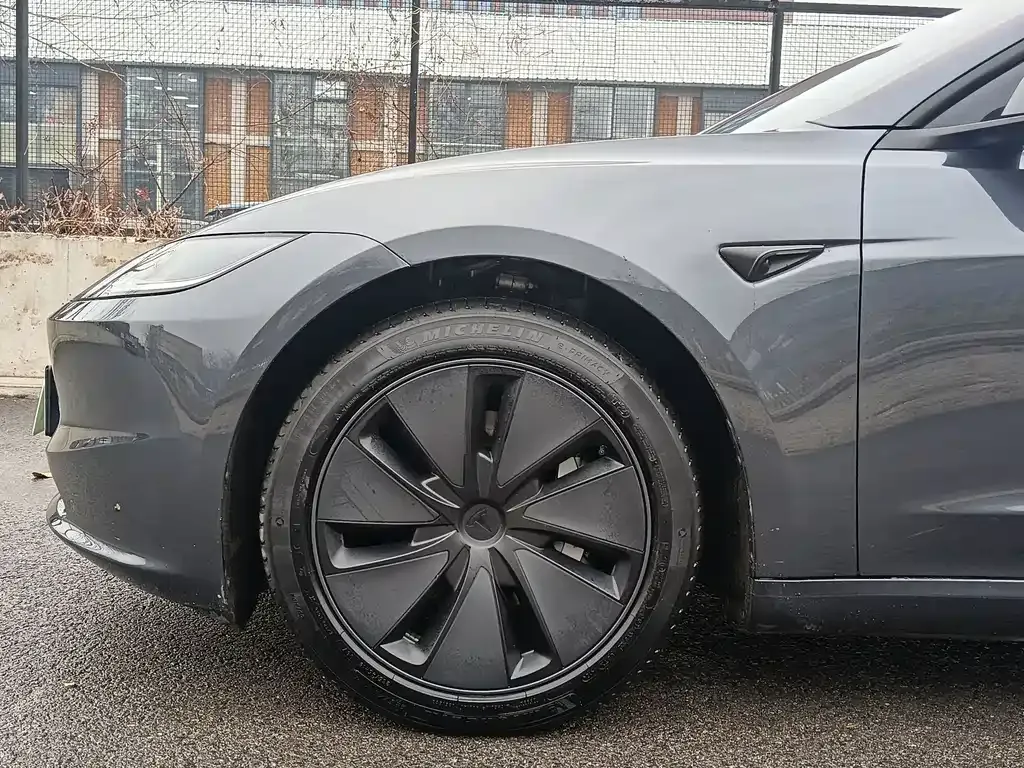 Tesla Model 3 2024 из CN, фото 5