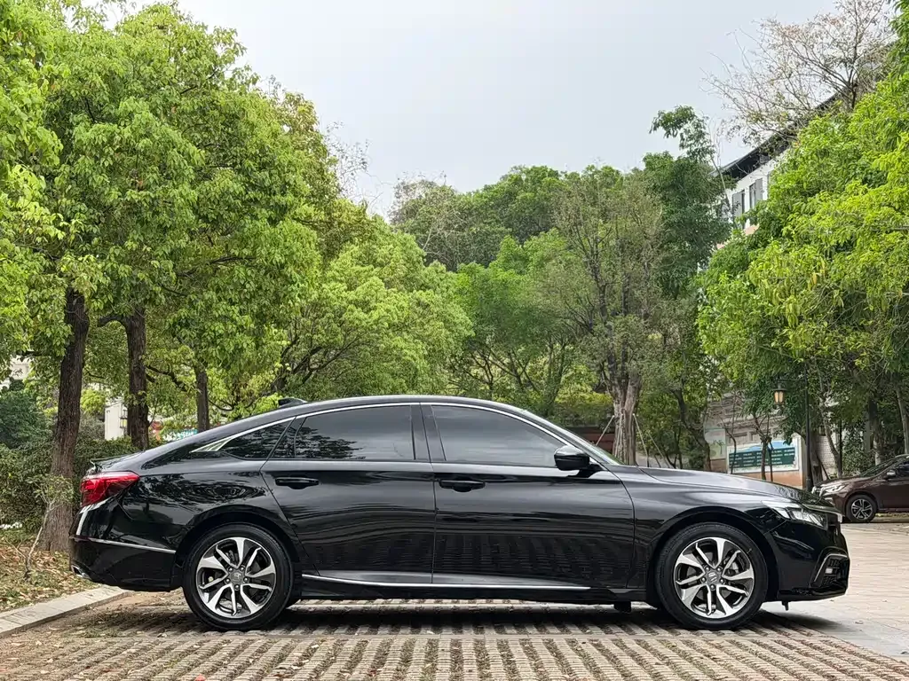 Honda Inspire 2021 из CN, фото 4