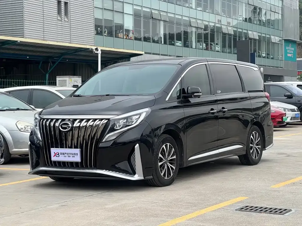 GAC Motor Trumpchi M8 — фото 1