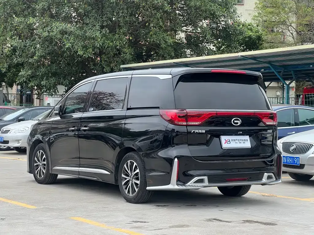 GAC Motor Trumpchi M8 — фото 10