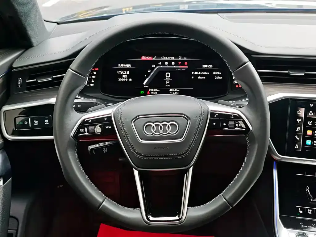 Audi A6L — фото 5