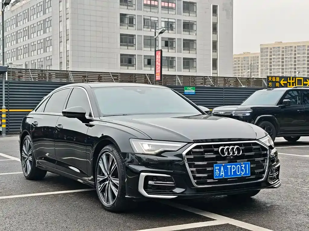 Audi A6L — фото 9