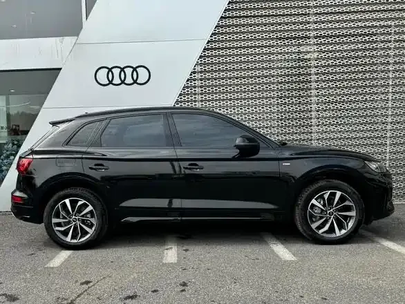 Audi Q5L 2023 из CN, фото 10