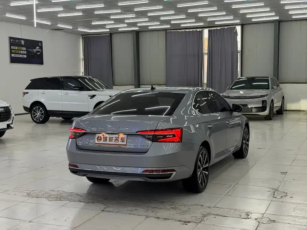 Skoda Superb 2023 из CN, фото 8