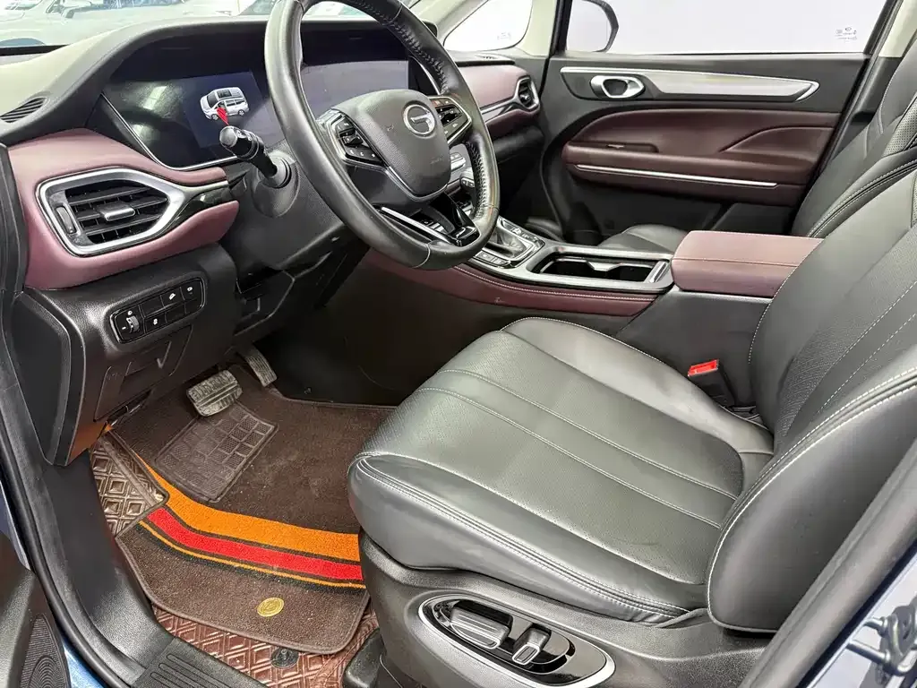 GAC Motor Trumpchi M6 — фото 9