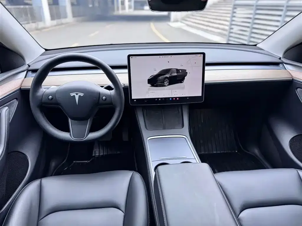 Tesla Model Y 2023 из CN, фото 7